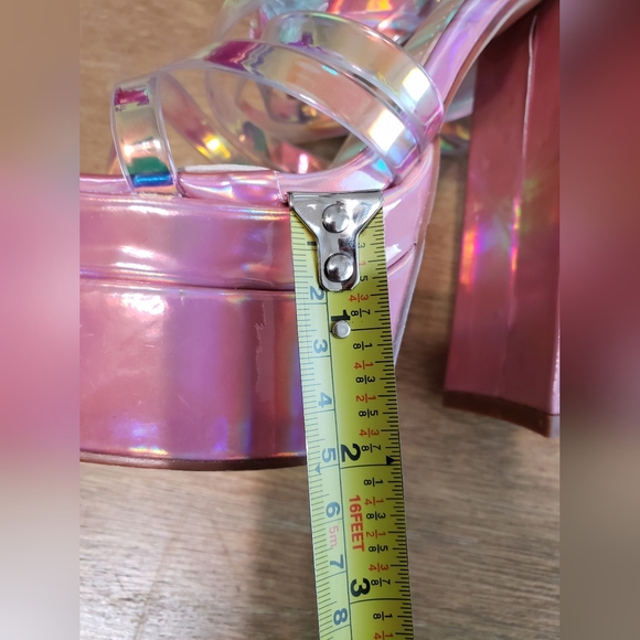 YOKI pink iridescent strappy platform block heels Size 6.0 New without box - Picture 9 of 11